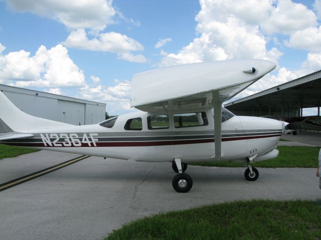 Cessna Centurion (N2364F)