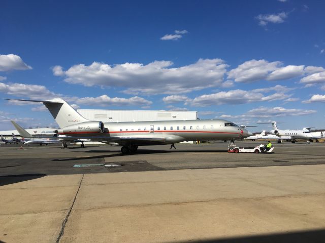 Bombardier Global Express (9H-VJG)