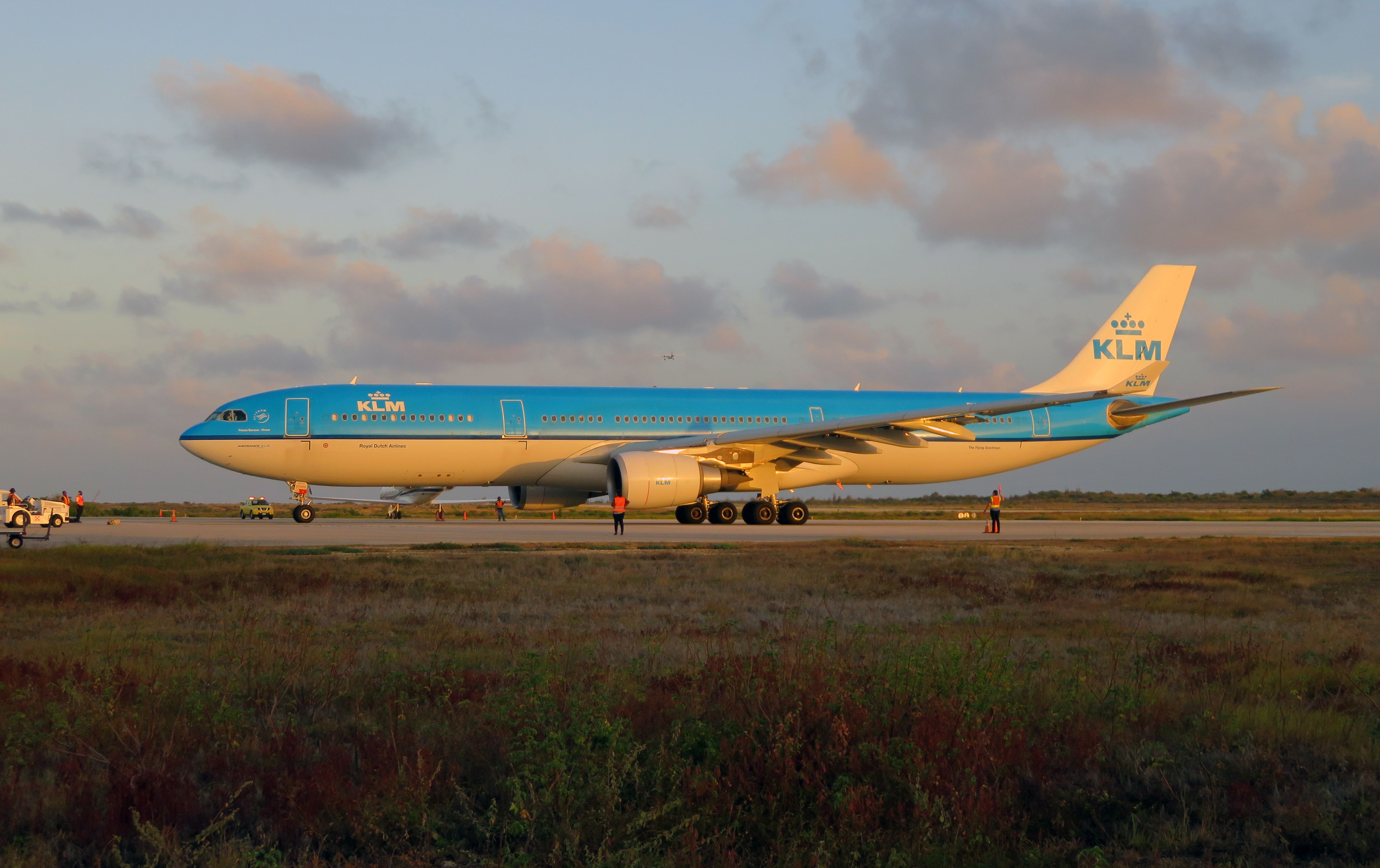 Airbus A330-300 (PH-AKB) - KLM773 arriving at Bonaires Flamingo International Airport TNCB from EHAM