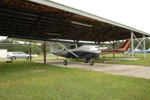 Cessna Centurion (N3797Y) - EVEN ON A CROSS COUNTRY SHE GET THE BEST PROTECTION OFFERED