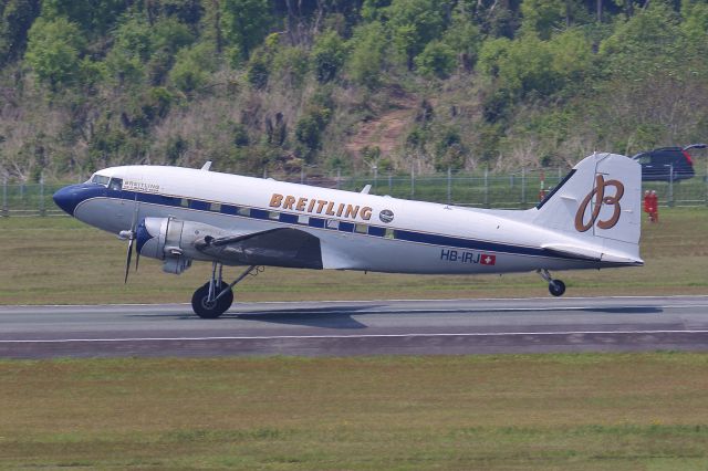 Douglas DC-3 (HB-IRJ)