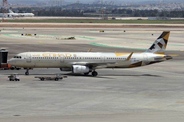 Airbus A321 (A6-AEE) - 13/04/2025:br /Flight AUH > TLV arrived at the gate.