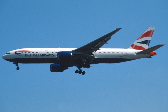 Boeing 777-200 (G-YMMH) - Final Approach to Narita Intl Airport Rwy34L on 2002/04/01