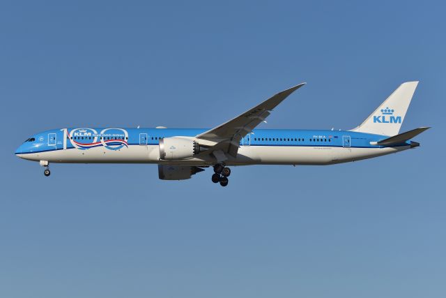 BOEING 787-10 Dreamliner (PH-BKA) - 100 ANNIVERSARY STICKER. 28-C 12-01-20