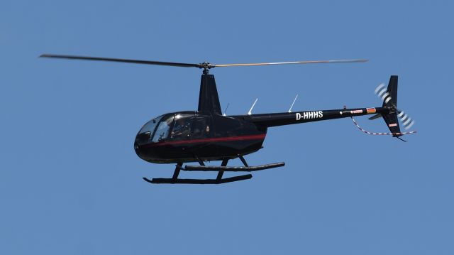 Robinson R-44 (D-HHHS)