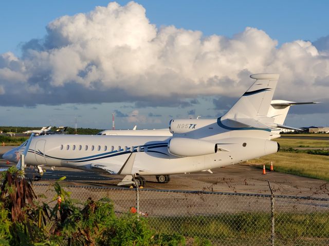 Dassault Falcon 7X (N957X)