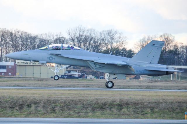 McDonnell Douglas FA-18 Hornet (16-9750) - Brand New F/A-18!