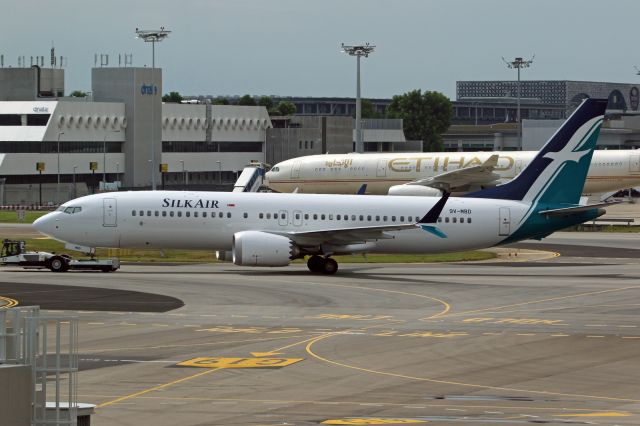 Boeing 737 MAX 8 (9V-MBD)
