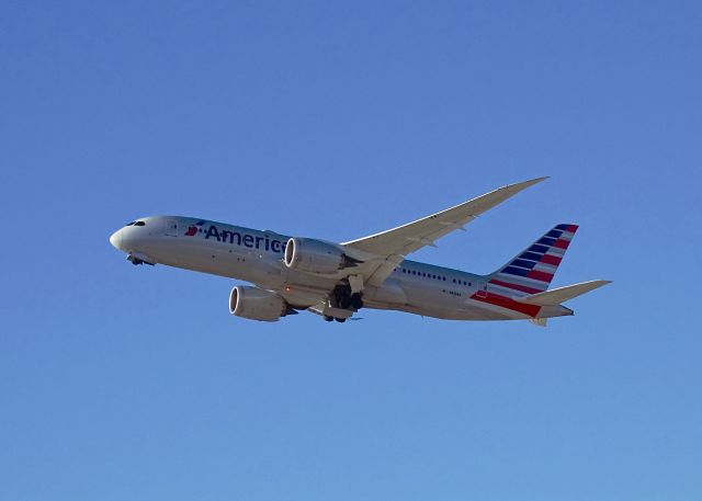 Boeing 787-8 (N816AA) - a rel=nofollow href=http://flightaware.com/live/flight/N816AA/history/20170430/0015Z/KLAX/KDFWhttps://flightaware.com/live/flight/N816AA/history/20170430/0015Z/KLAX/KDFW/a
