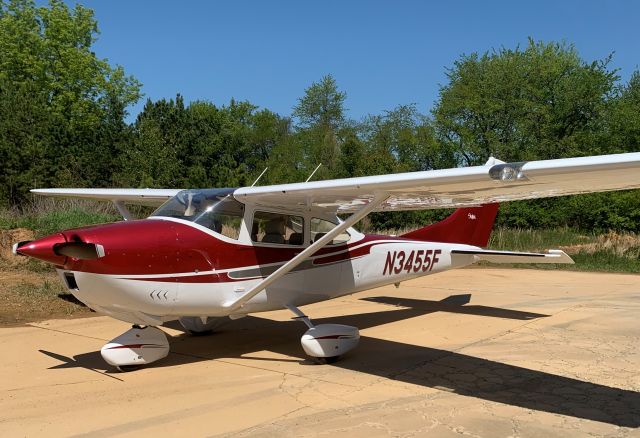 Cessna Skylane (N3455F) - just out of the paint shop