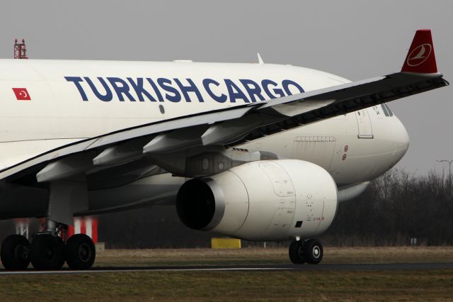 Airbus A330-200 (TC-JDR)