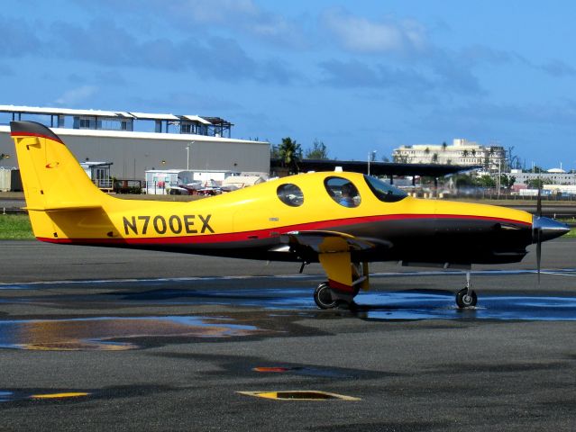 Lancair Evolution (N700EX)