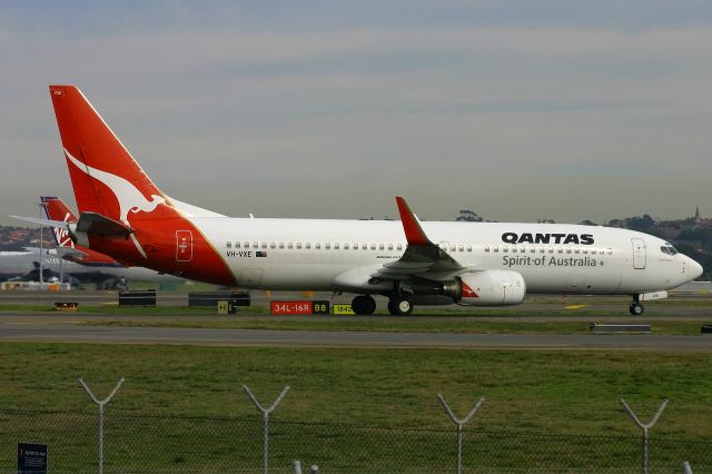 Boeing 737-800 (VH-VXE)