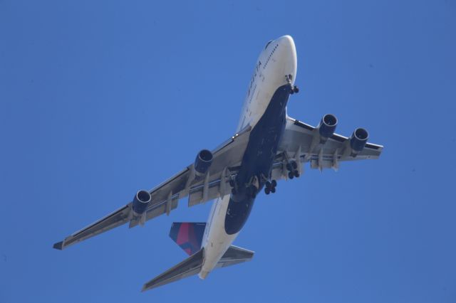 Boeing 747-400 (N661US)