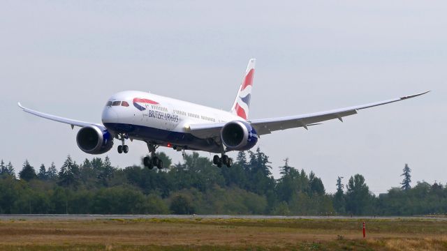 Boeing 787-8 (G-ZBJK) - BOE949 on short final to Rwy 34L to complete a B1 flight on 8.29.18. (ln 733 / cn 60630).