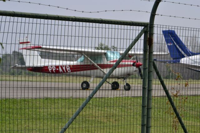 Cessna 152 (PP-AYB)