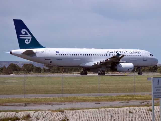 Airbus A320 (ZK-OJO) - On taxi-way heading for take off on runway 05.