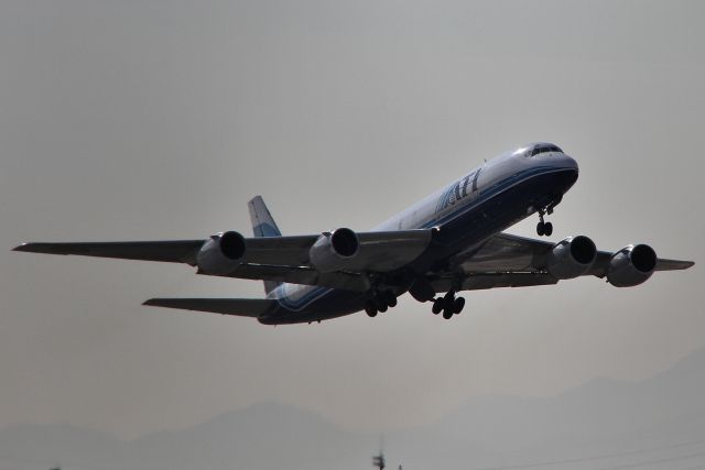 McDonnell Douglas DC-8-70 (N721CX)