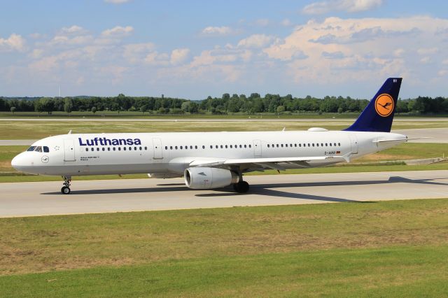 Airbus A321 (D-AIRR)