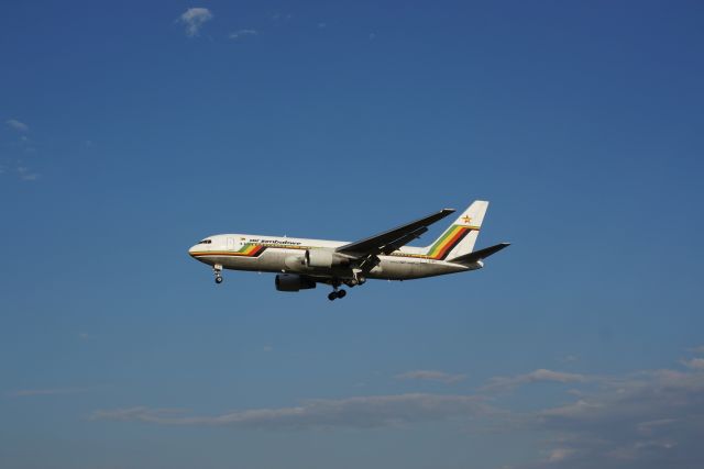 Z-WPE — - Zimbabwe presidents plane