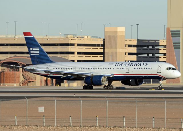 Boeing 757-200 (N905AW)