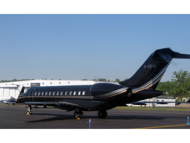 G-CEYL —