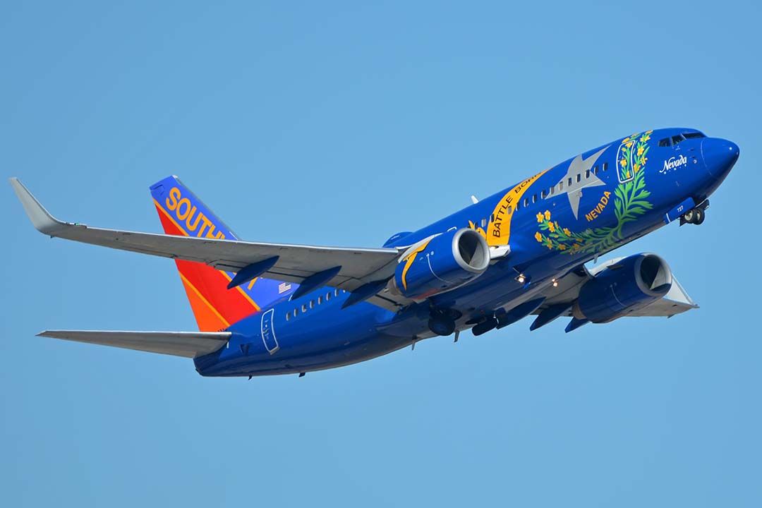 Boeing 737-700 (N727SW) - Southwest Boeing 737-7H4 N727SW Nevada One at Phoenix Sky Harbor on October 14, 2017. 