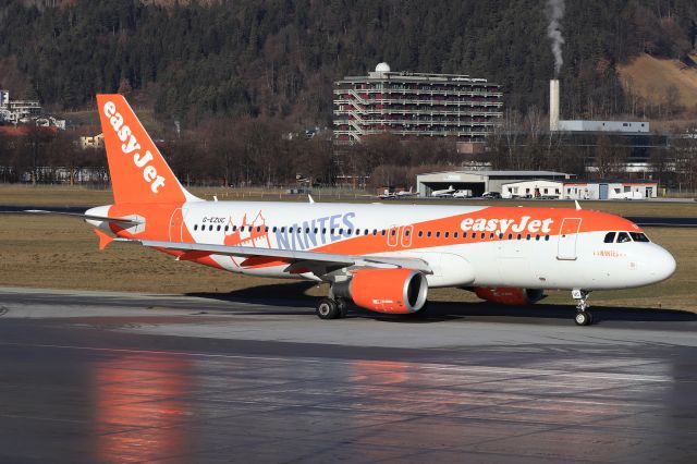 Airbus A320 (G-EZUC)