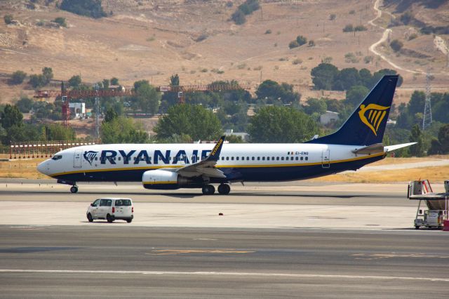 Boeing 737-700 (EI-ENG) - Ryanair's Boeing 737-800 (EI-ENG) at Madrid Barajas Airport on August 22nd, 2024.