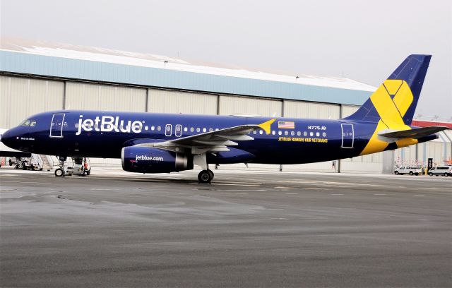 Airbus A320 (N775JB) - Vets in Blue