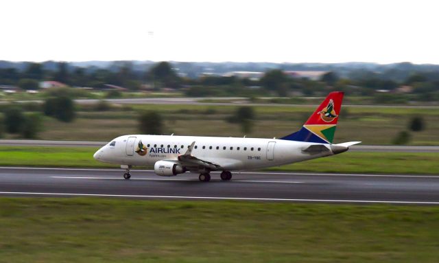 Embraer 170/175 (ZS-YBC) - Airlink Embraer ERJ-170LR ZS-YBC in Johannesburg 