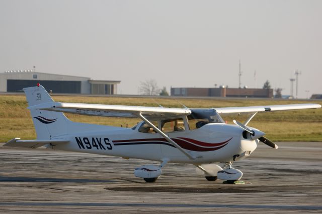 Cessna Skyhawk (N94KS)