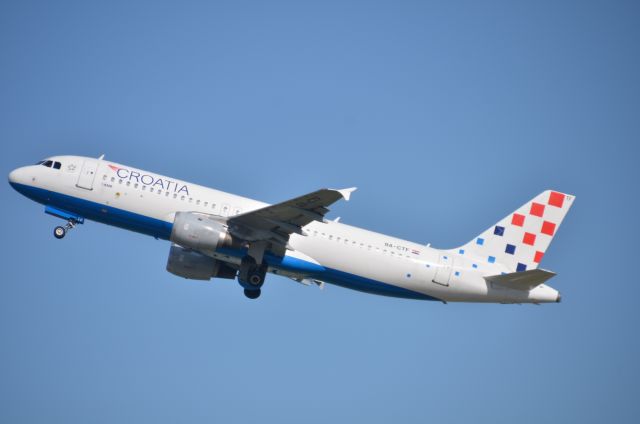 Airbus A320 (9A-CTF)