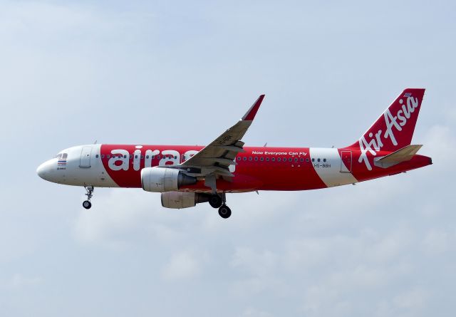 Airbus A320 (HS-BBH) - Phuket(HKT) R/W09 2018/04/03