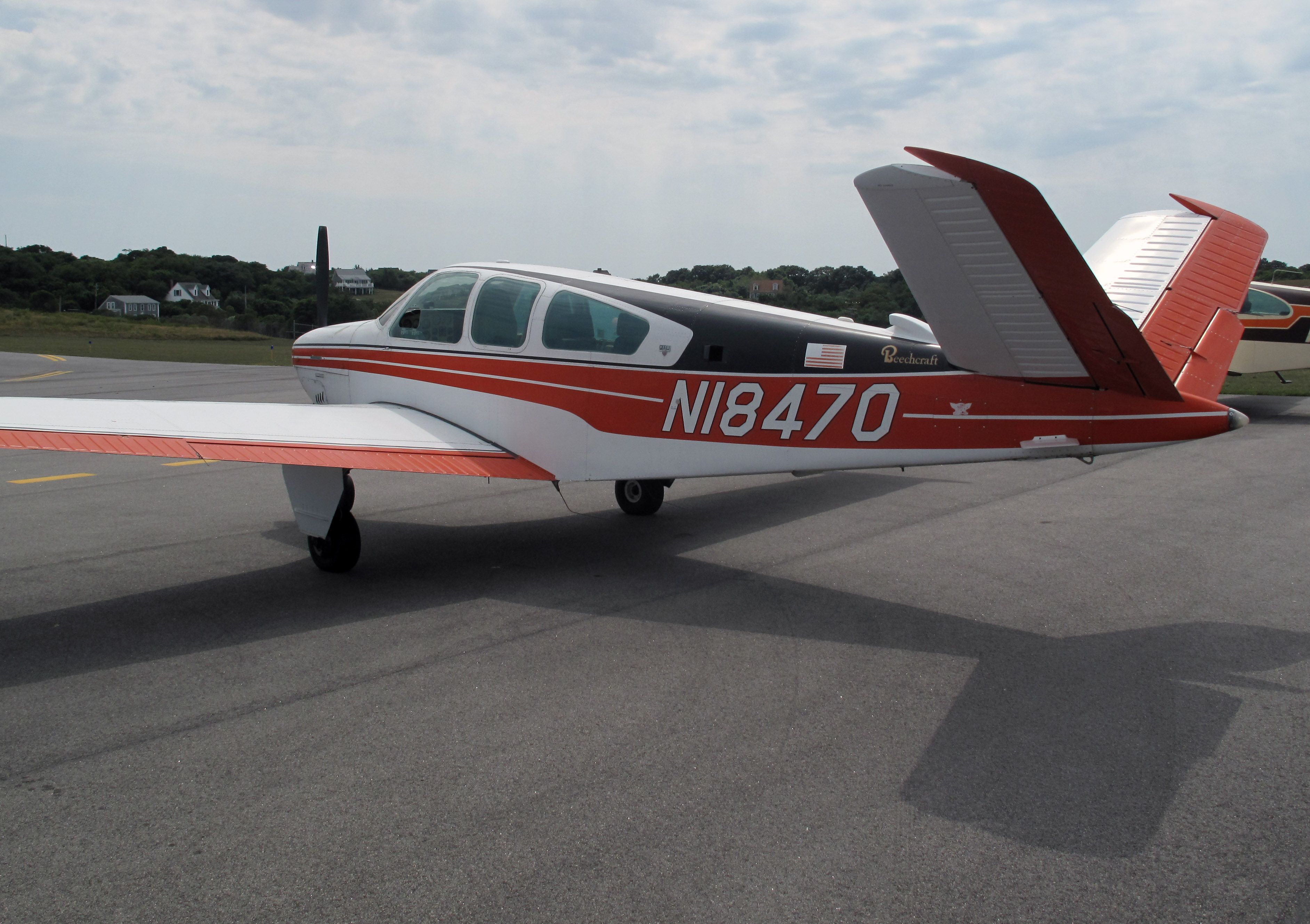 Beechcraft 35 Bonanza (N18470) - Classic V-tail.