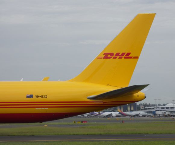 BOEING 767-300 (VH-EXZ) - DHL 767 VH-EXZ