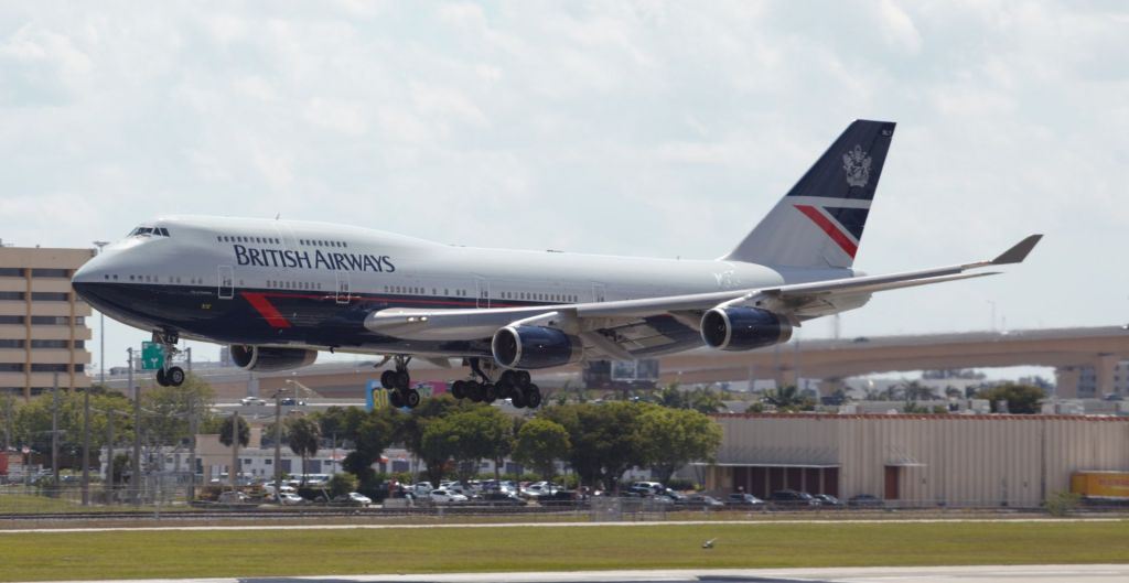 Boeing 747-400 (G-BNLY) - Landing at Miami International on the afternoon of the 12th of April, 2019.