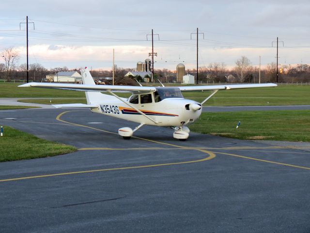 Cessna Skyhawk (N3543G)