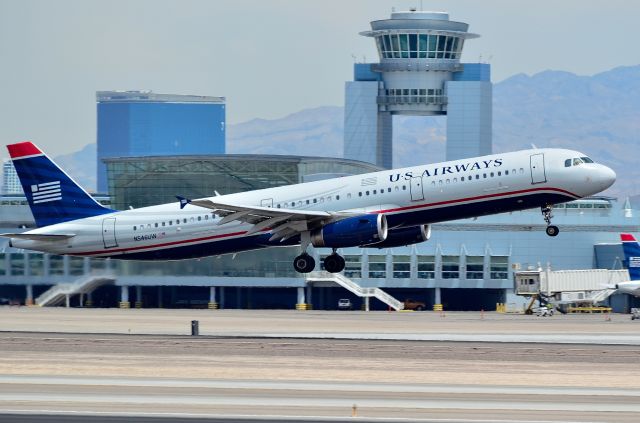 Airbus A321 (N546UW) - N546UW US Airways 2011 Airbus A321-231 - cn 4885 - McCarran International Airport (KLAS)br /Las Vegas, Nevadabr /TDelCorobr /June 20, 2014