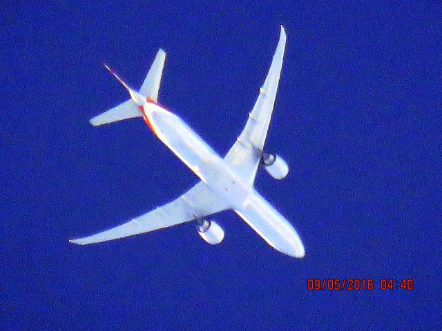 BOEING 777-300ER (N721AN)