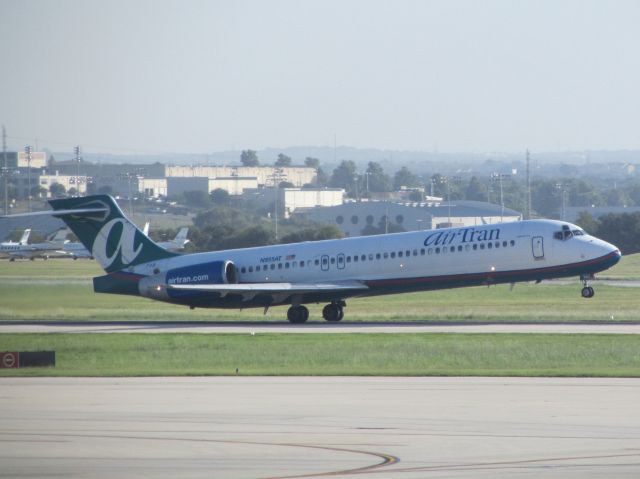 Boeing 717-200 (N955AT) - Taking off on 12R