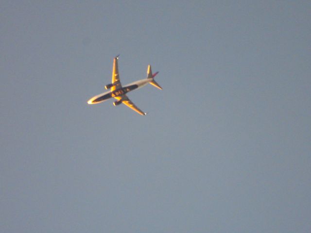 Boeing 737-800 (N3748Y) - DAL1111br /06/09/21