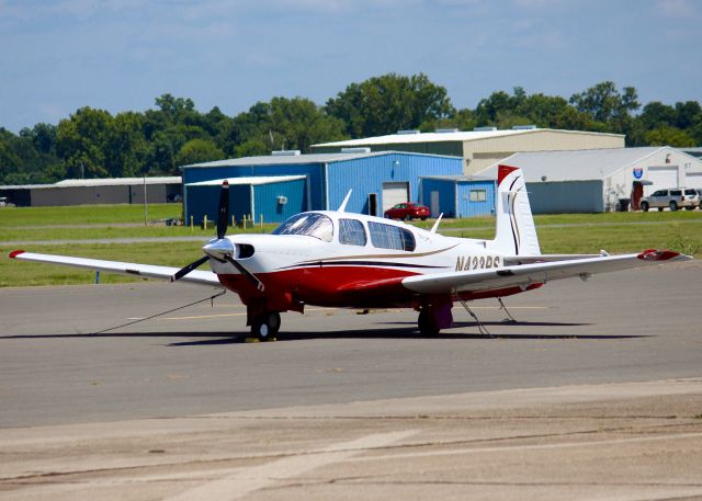 Mooney M-20 (N423PS) - At Downtown Shreveport.