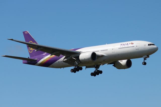Boeing 777-200 (HS-TJR)