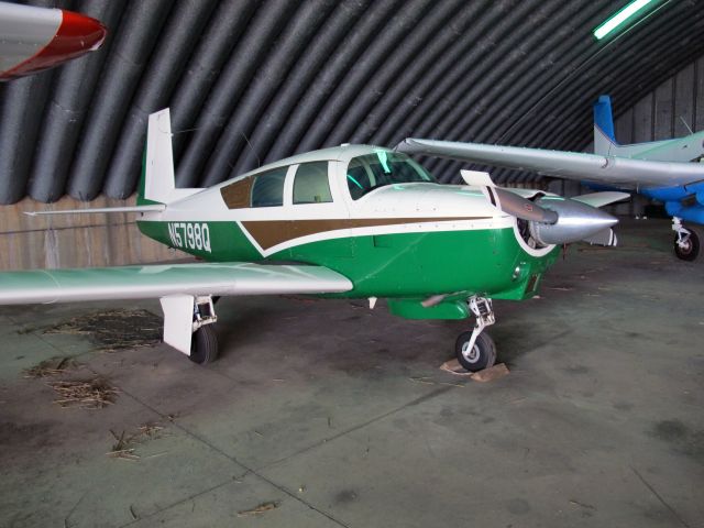 Mooney M-20 (N5798Q) - Fast aircraft.