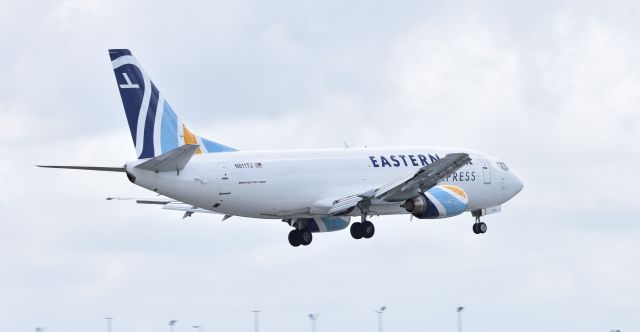 Boeing 737-700 (N811TJ)