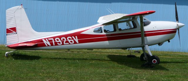 Cessna Skywagon 180 (N7926V)