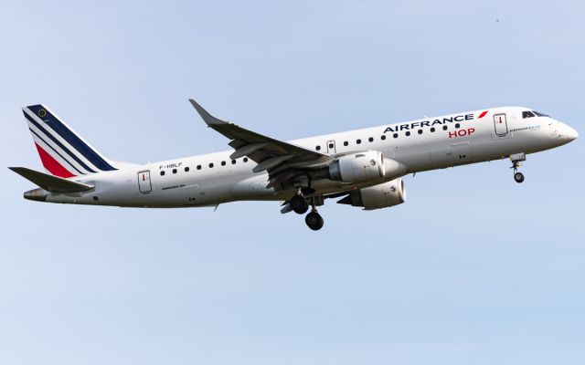 Embraer ERJ-190 (F-HBLP)