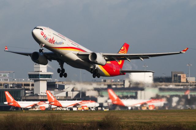 Airbus A330-300 (B-8287) - Still carrying the HaiManchester markings from the inaugural flight in 2016 B-8287 departs to PEK as CHH7904