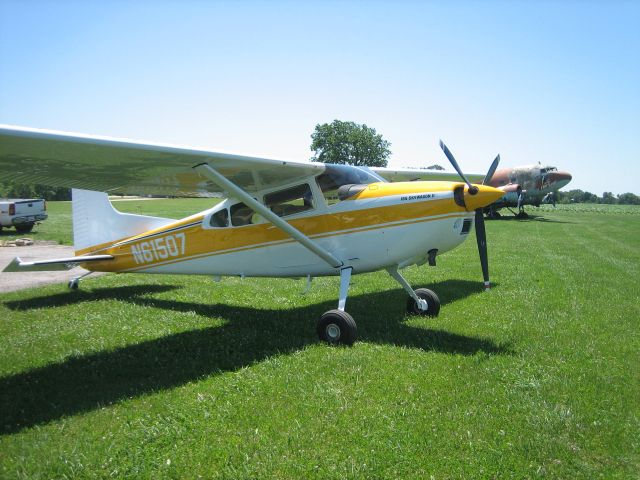 Cessna Skyhawk (N61507)